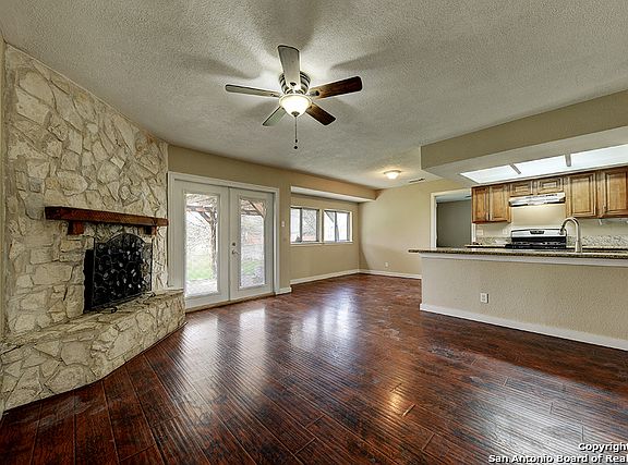 5th image of 7703 Pipers Creek St