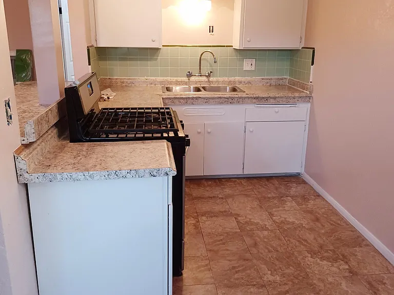 2331 Grand Ave — Photo 5
