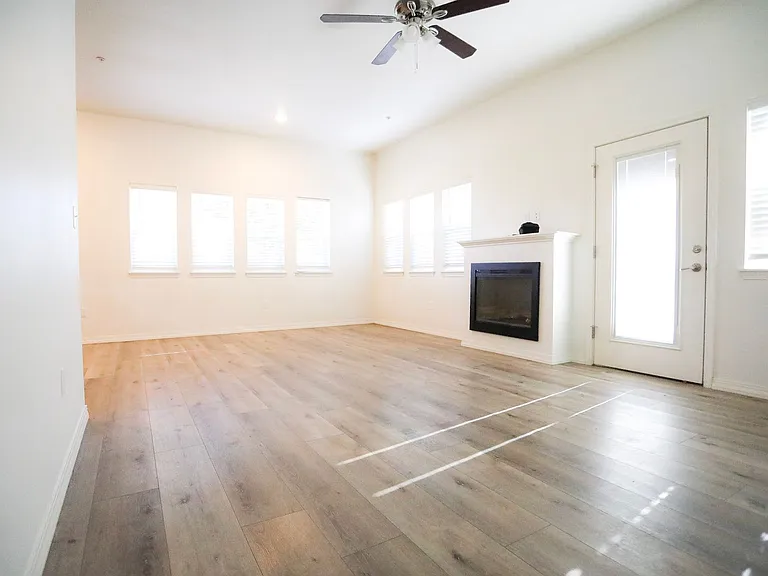 6005 SE 51st Ave — Photo 10