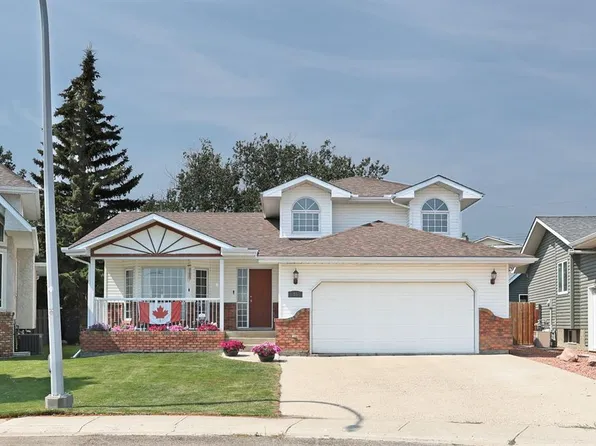 35 Parkland Close E, Brooks, AB T1R 0M2