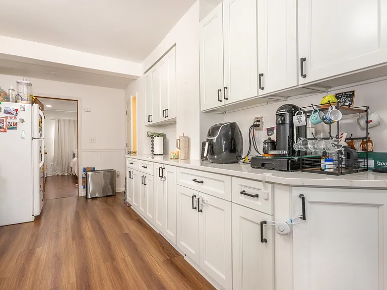 344 Valley Brook Ave #1 — Photo 5