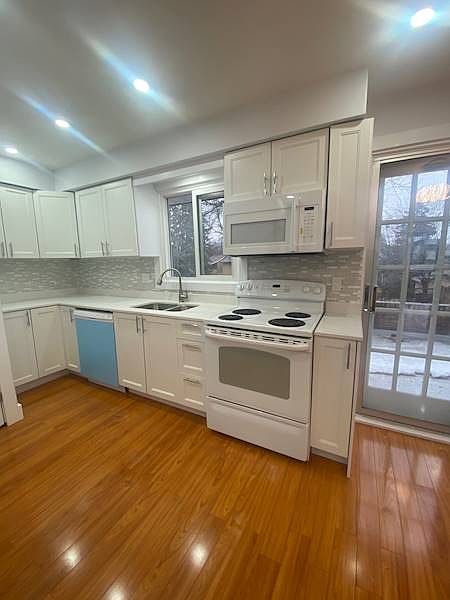 Kitchener Apartment for rent - 3 Bedrooms — photo 3
