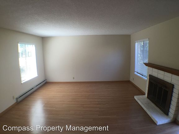 2nd image of 2513 Kingwood Dr