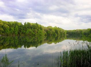 45 Kingoke Ln, Springfield, MA 01129