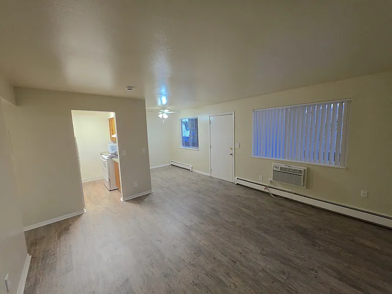 Aspen Leaf Apartments — Photo 8