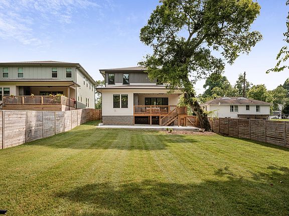 3rd image of 560 Highcrest Dr