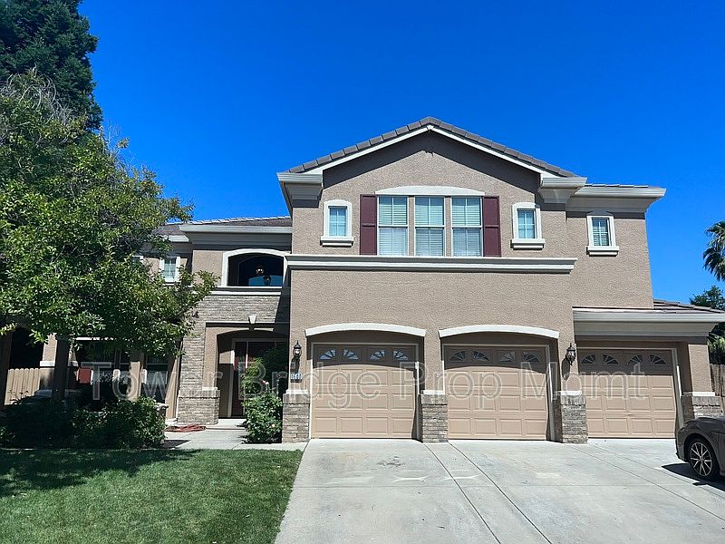1st image of 1600 Braddock Way