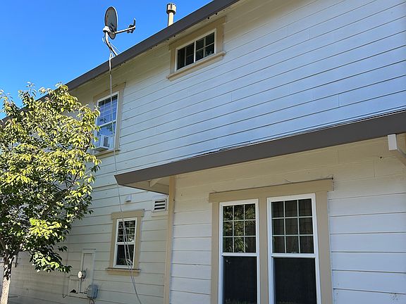 5th image of 406 Matteri Cir