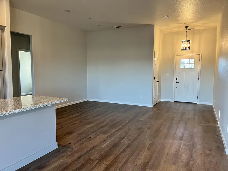 8900 E Live Oak Rd — Photo 9