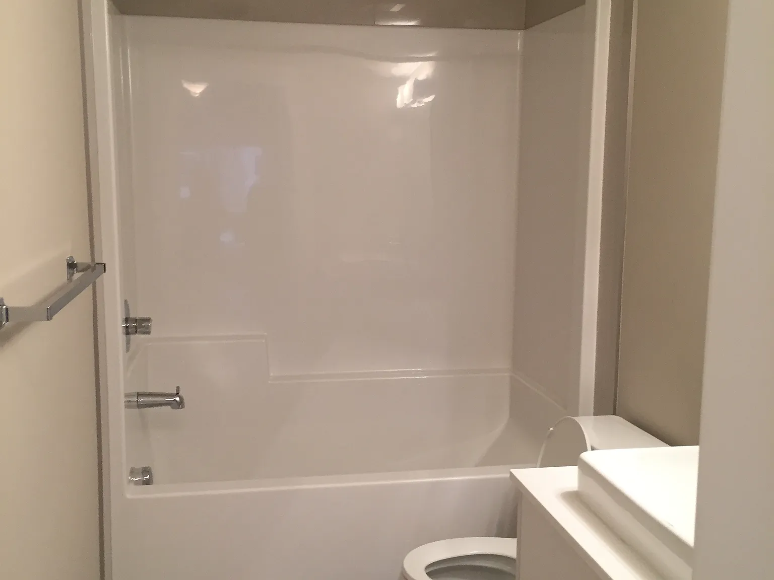 2 bed, 844 sqft, $1,850 — Photo 4