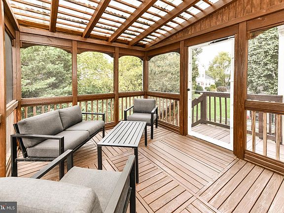 5th image of 56 McPherson Cir