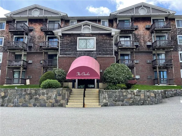 1190 Charles St #26, Lincoln, RI 02865