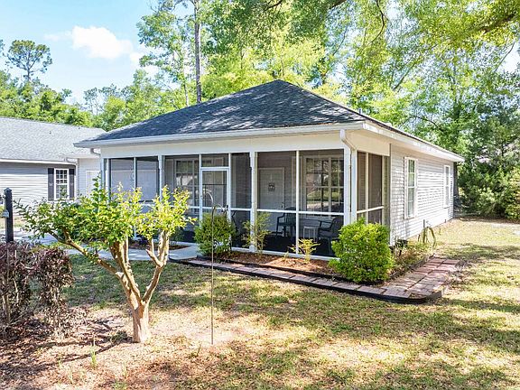 2nd image of 23353 Live Oak Ln