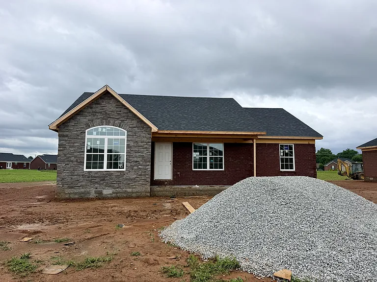 113 Flagstaff Dr — Photo 1