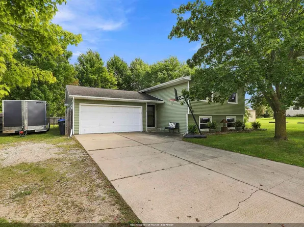 510 S Maple St, Black Creek, WI 54106