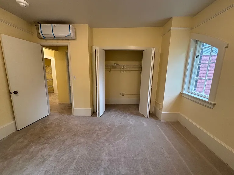 310 Montgomery Street — Photo 8