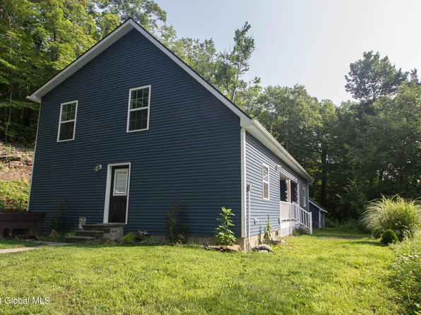 118 County Route 67, Stillwater, NY 12871