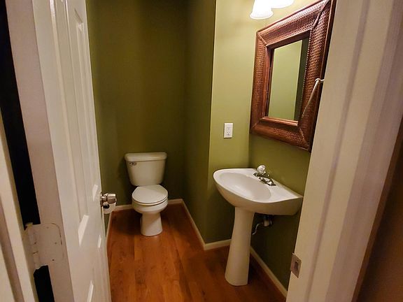 2nd image of 173 Stanton Hall Ln