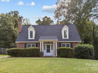 5938 Scots Bluff Dr, Charlotte, NC 28227