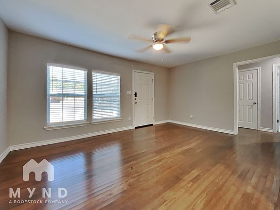 2nd image of 606 E University Ave