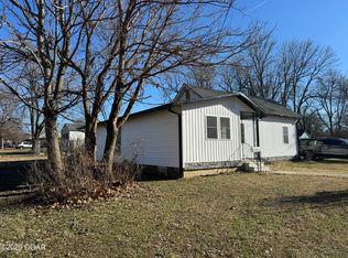 400 Mill St, Lamar, MO 64759