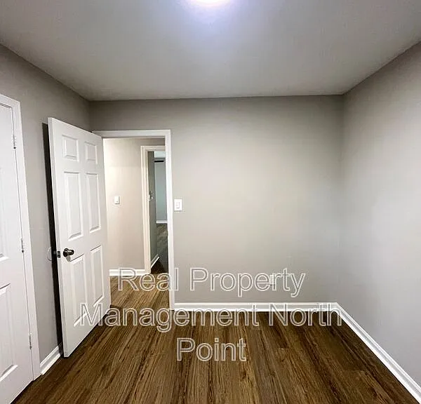 5843 Summerglen Ln — Photo 17