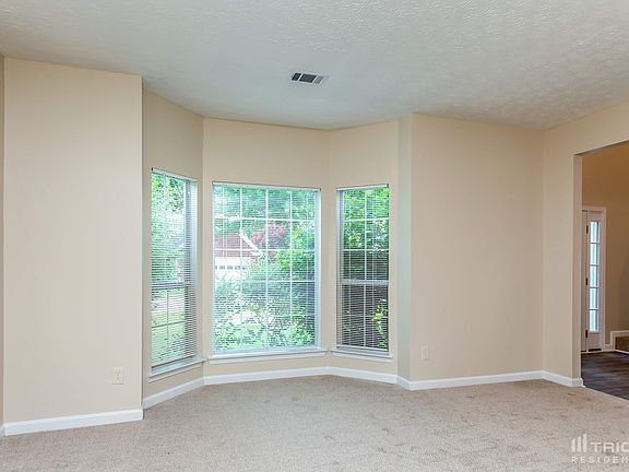 2nd image of 2350 Cove Lake Way