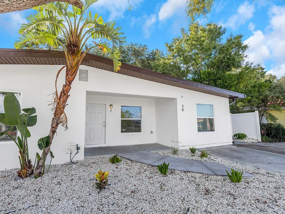 79 Patricia Ave