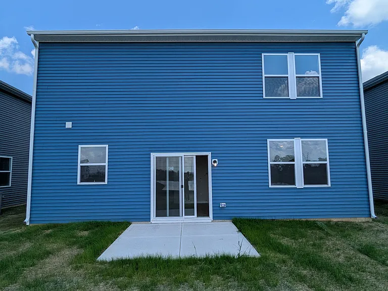 3812 Sterling Dr — Photo 3