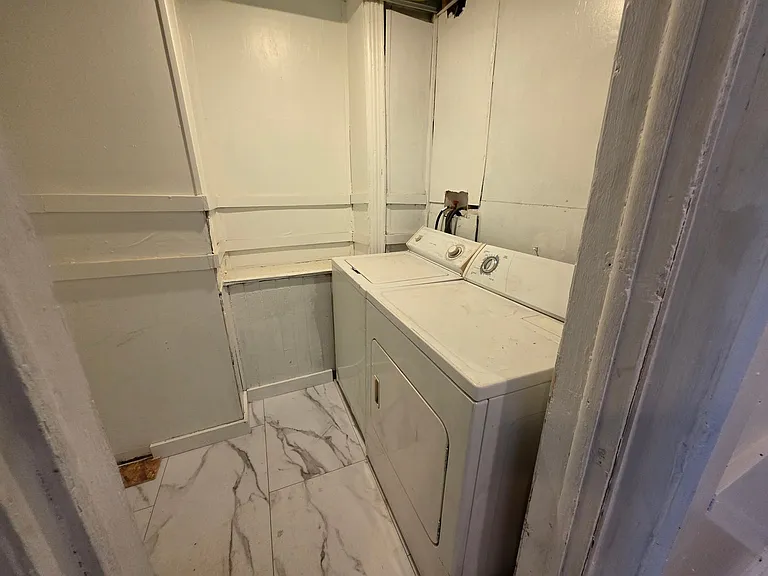 7 Roscoe St — Photo 30