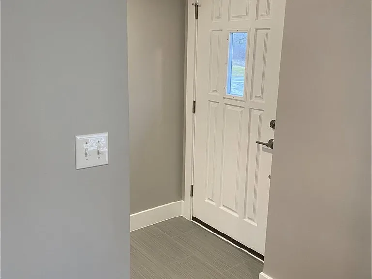 1570 Baker Rd — Photo 19