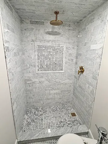 300 N State St #4009 — Photo 11