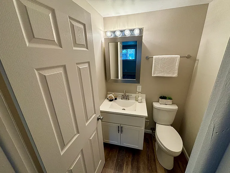 121 Capitol View Ter #8 — Photo 12
