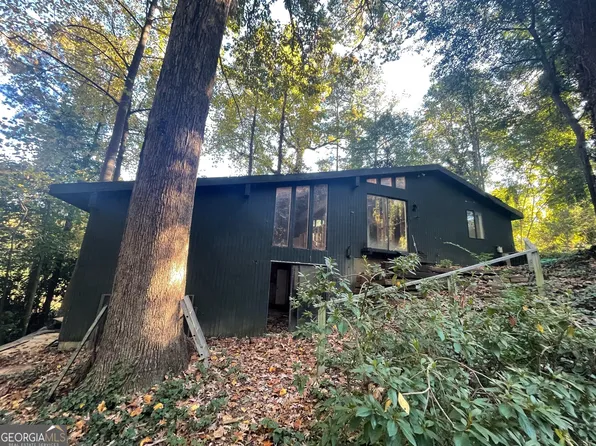 1886 Shalimar Dr, Atlanta, GA 30345