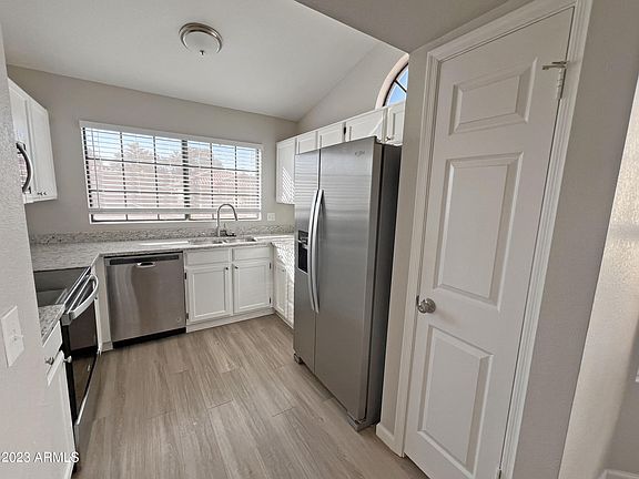 4th image of 7548 W KIMBERLY Way