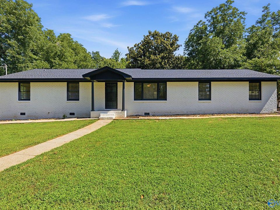 1st image of 2006 Mythewood Dr SW