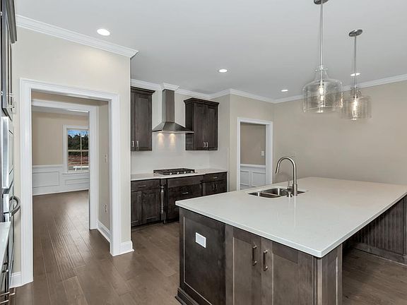 5th image of 308 Anna Dora Way