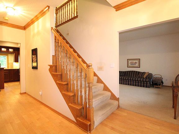 5th image of 2500 Country Side Cir