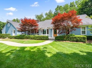 970 Cramton Ave NE, Ada, MI 49301