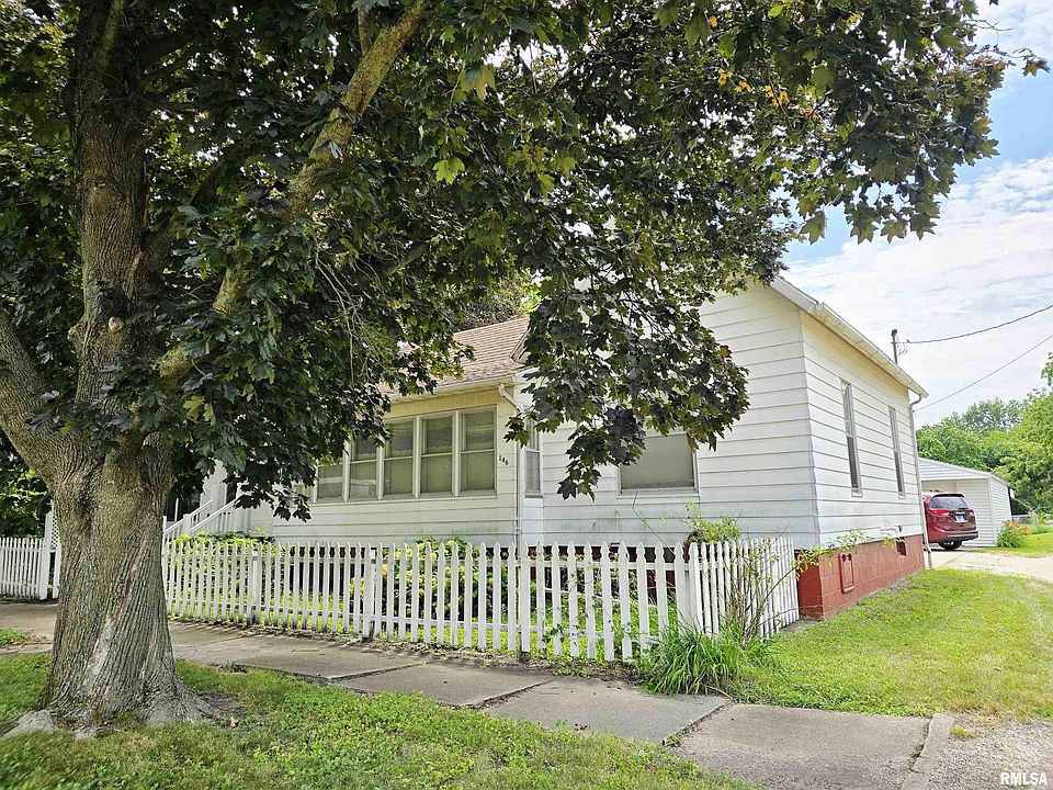 1st image of 146 E Hickory St