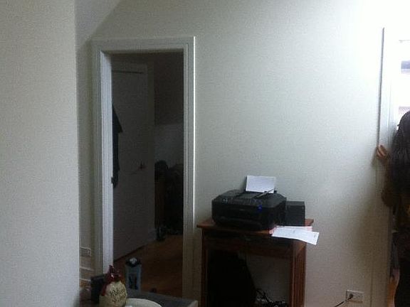 2nd image of 3023 N Oakley Avenue # Second Floor