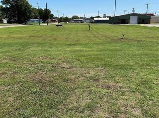 122 N 10th St LOT 1-2, Thomas, OK 73669