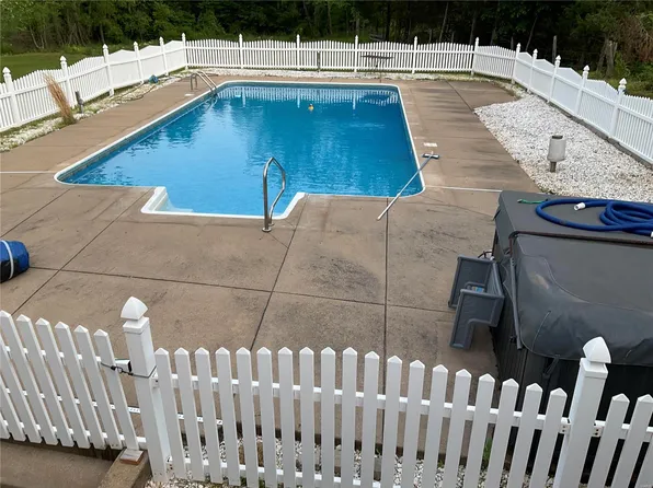 3756 Cedar Bottom Rd, Bonne Terre, MO 63628