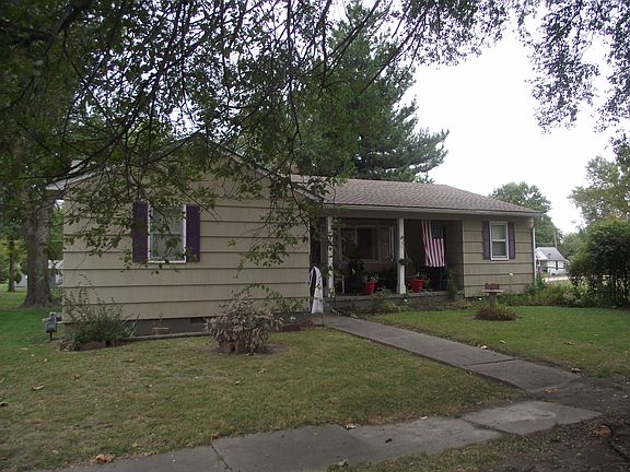 2nd image of 410 S Monroe St