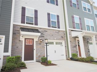 1731 Ark Royal Rd, Chesapeake, VA 23323