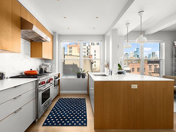 4th image of 35 Pierrepont St #6A