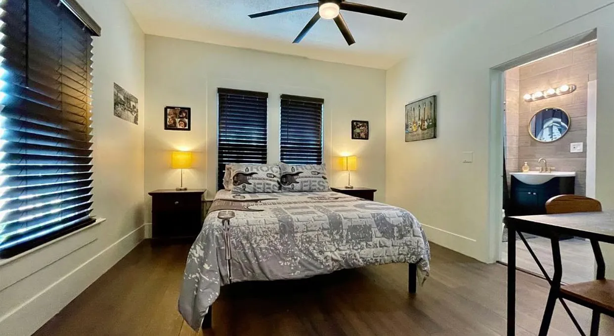 4 bed, 1684 sqft, $3,000 — Photo 1