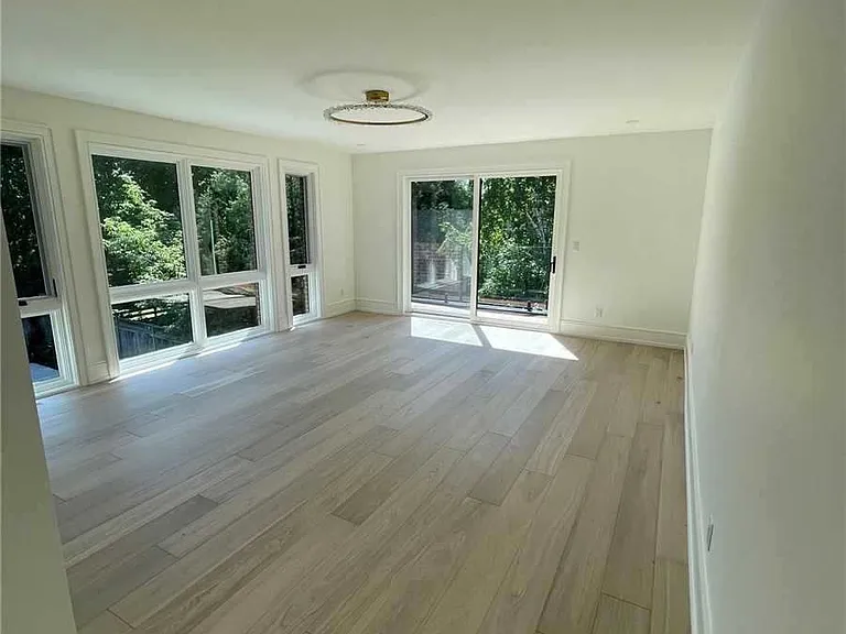 17 Romney Rd — Photo 15