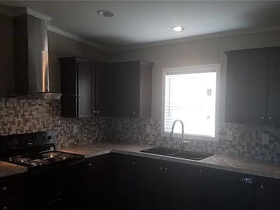 5th image of 543 E Clark Dr