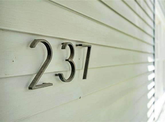 5th image of 237 Vinet Ave